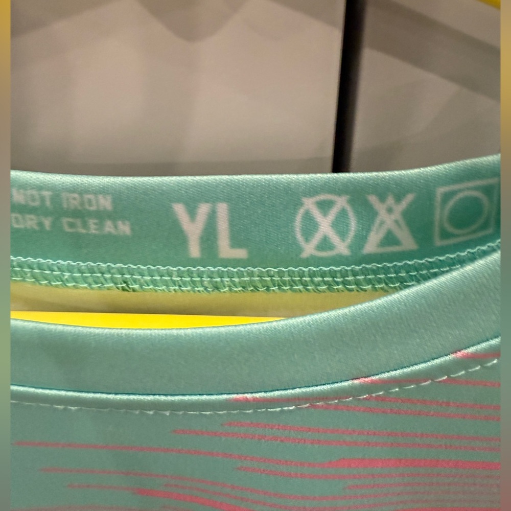 Get Nutz Hawaiii shirt - Picture 3 of 3